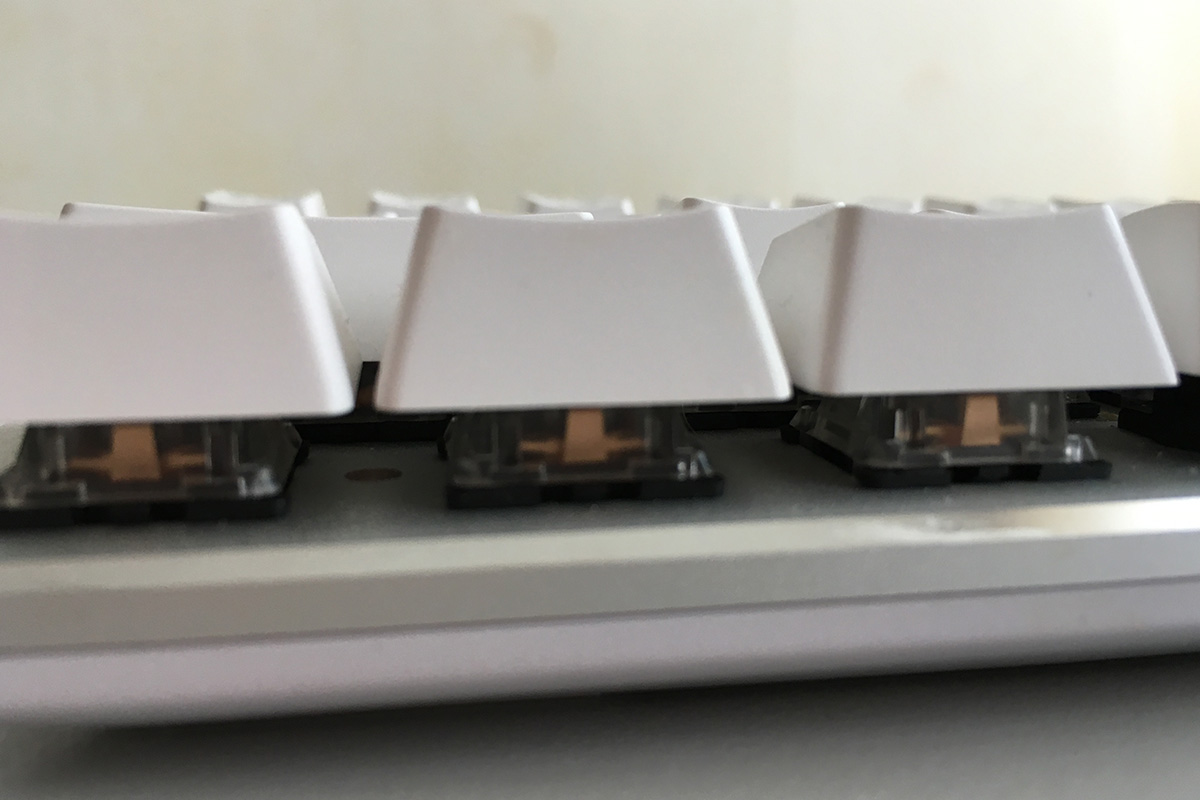 Bij deze Magic Force zie je dat er is gekozen voor brown switches